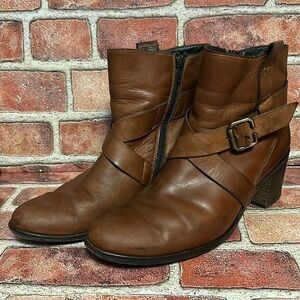 PAUL Green, Women’s Brown Leather Ankle Boots, Size 7.5, Made In Austria
